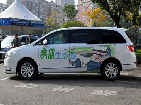 东台户外车贴喷绘如何保持效果?